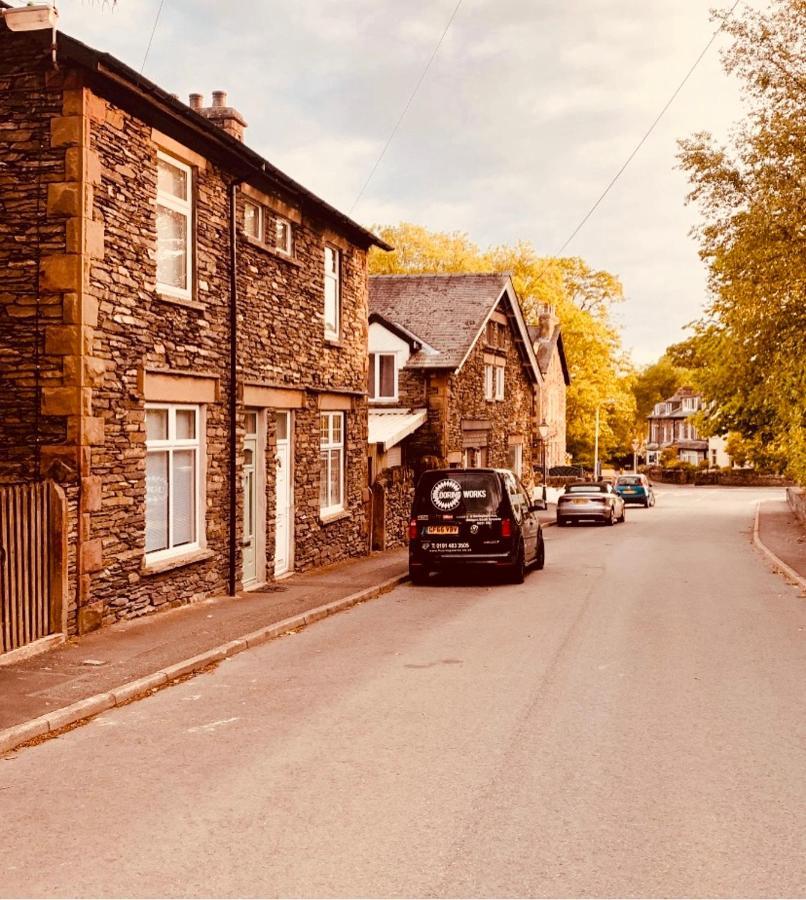 Woodland Cottage - Private Courtyard - Pet Friendly Retreat In The Heart Of Windermere Eksteriør bilde